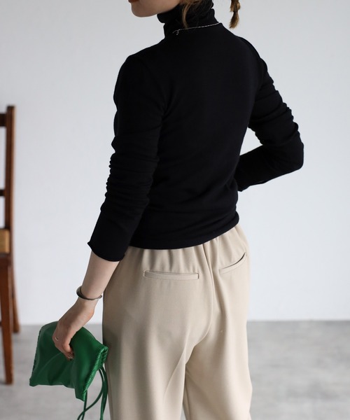 r.（アールドット）の「フィンガーホール タートルニット（ニット/セーター・レディース・ブラック/ダークグリーン/パープル/オレンジ/マスタード/モカ/キナリ/オフホワイト/グレー/ブルー/ブラウン/ライム/レッド/チャコールグレー/ターコイズブルー/グリーン/ピンク・FREE）」の22枚目の写真