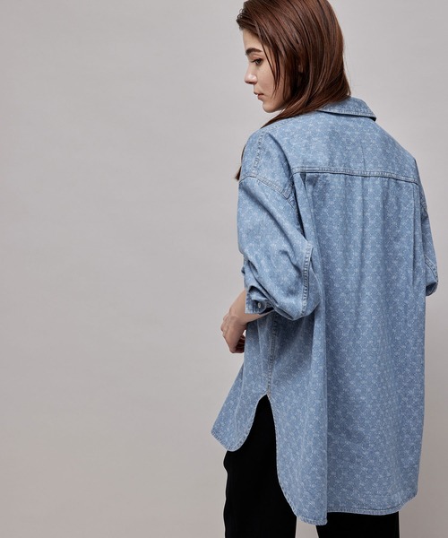 ROPE'（ロペ）の「セットアップ対応/サスティナブルタイ付きデニムシャツ（シャツ/ブラウス・レディース・ブラック/ブルー系その他4・38）」の7枚目の写真