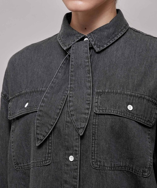 ROPE'（ロペ）の「セットアップ対応/サスティナブルタイ付きデニムシャツ（シャツ/ブラウス・レディース・ブラック/ブルー系その他4・38）」の11枚目の写真