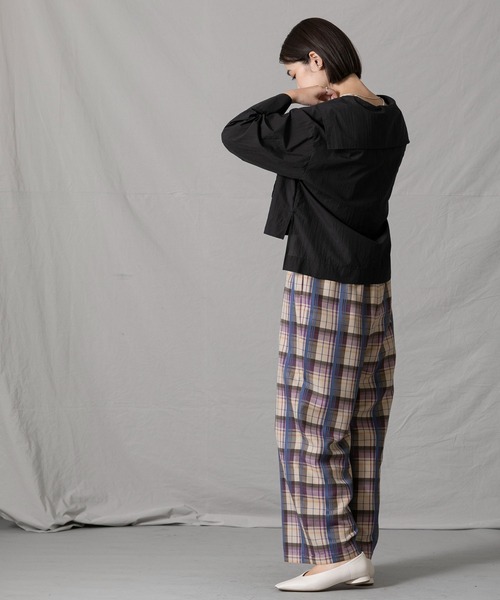 CLOCHE（クロシェ）の「セーラーショート丈プルオーバー（シャツ/ブラウス・レディース・ブラック・FREE）」の17枚目の写真