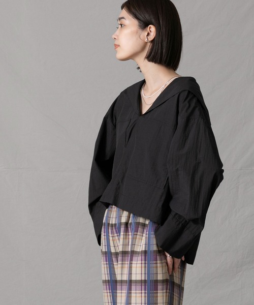 CLOCHE（クロシェ）の「セーラーショート丈プルオーバー（シャツ/ブラウス・レディース・ブラック・FREE）」の6枚目の写真