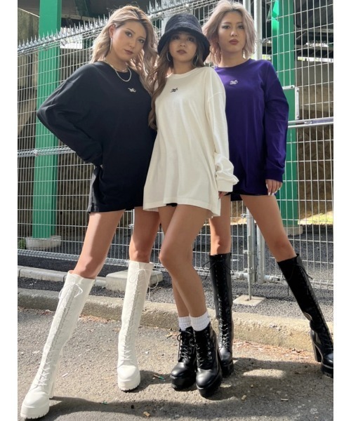 EGOIST（エゴイスト）の「フロント刺繍ユニセックスロンT（Tシャツ/カットソー・レディース・ホワイト/ブラック/パープル・FREE）」の5枚目の写真