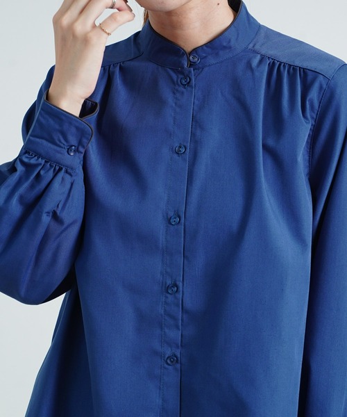 Fizz（フィズ）の「【Fizz/フィズ】　スタンドカラーパイピングブラウス（シャツ/ブラウス・レディース・チャコールグレー/ネイビー/グレイッシュベージュ・M/L）」の6枚目の写真