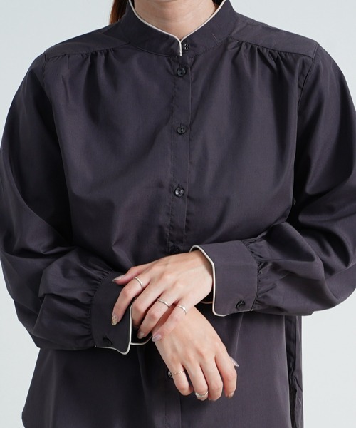 Fizz（フィズ）の「【Fizz/フィズ】　スタンドカラーパイピングブラウス（シャツ/ブラウス・レディース・チャコールグレー/ネイビー/グレイッシュベージュ・M/L）」の13枚目の写真