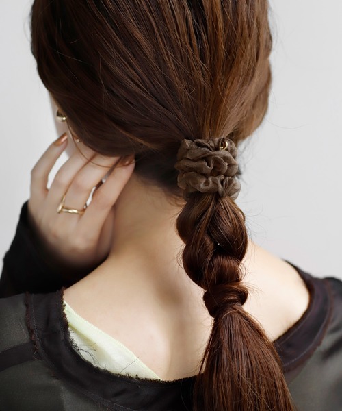 ANEMONE（アネモネ）の「オーガンジースリムシュシュ（シュシュ・レディース・ブラウン/ピンク/ブラック/ベージュ・FREE）」の3枚目の写真