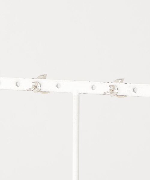 TONE SELECT GOODS(トーンセレクトグッズ)の「925 SILVER ACC/ミニムーンドロップピアスSV925(OG)(ピアス(両耳用)・レディース・シルバー・FREE)」の2枚目の写真