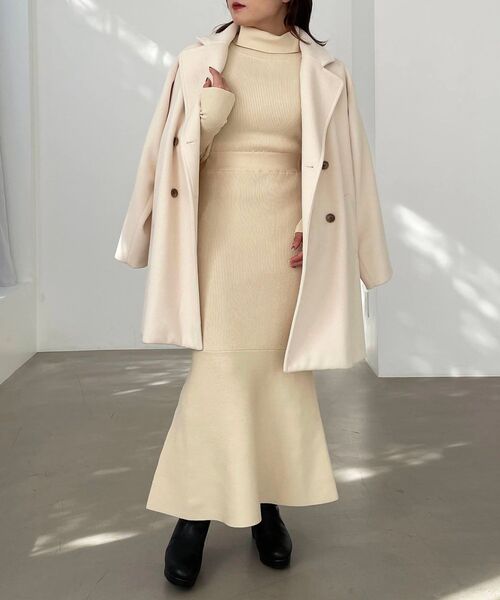 MAJESTIC LEGON（マジェスティックレゴン）の「ダブルブレストハーフコート（ダウンジャケット/コート・レディース・アイボリー/グレー/ブラック・SMALL/MEDIUM）」の5枚目の写真