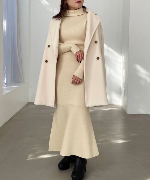 MAJESTIC LEGON（マジェスティックレゴン）の「ダブルブレストハーフコート（ダウンジャケット/コート・レディース・アイボリー/グレー/ブラック・SMALL/MEDIUM）」の6枚目の写真