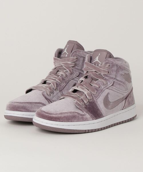 NIKE WMNS AIR JORDAN 1 MID SE DQ8397-500