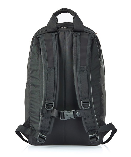 GREGORY（グレゴリー）の「EASY PEASY DAY L / イージー ピージーデイプラス / ブラック（バックパック/リュック・メンズ・ブラック・ONE SIZE）」の5枚目の写真