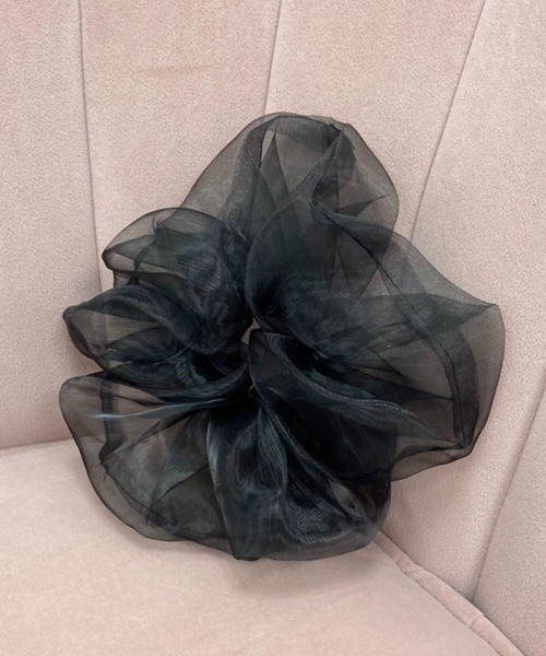 one after another NICE CLAUP（ワンアフターアナザーナイスクラップ）の「シアーシュシュ（ヘアゴム・レディース・ブラック/モカ・FREE）」の10枚目の写真