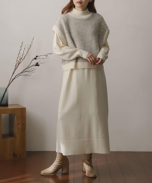 SENSE OF PLACE by URBAN RESEARCH(センスオブプレイスバイアーバンリサーチ)の「ストレッチレイヤードニットワンピース(ワンピース・レディース・グリーン/アイボリー/チャコールグレー・ONE)」の2枚目の写真