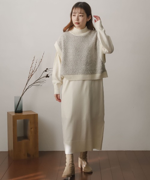 SENSE OF PLACE by URBAN RESEARCH(センスオブプレイスバイアーバンリサーチ)の「ストレッチレイヤードニットワンピース(ワンピース・レディース・グリーン/アイボリー/チャコールグレー・ONE)」の18枚目の写真