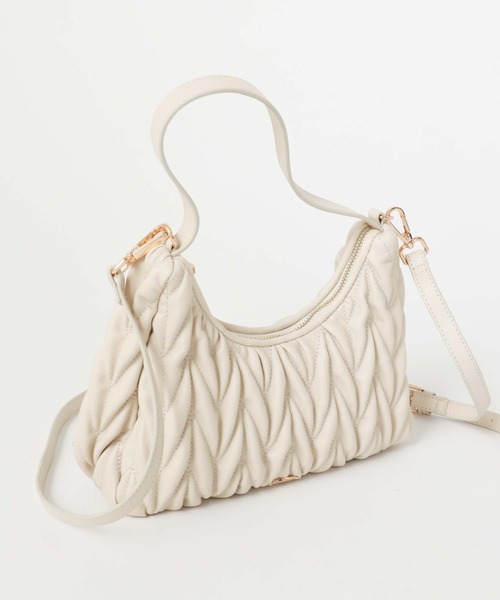 archives（アルシーヴ）の「ウェーブキルトバッグ（ハンドバッグ・レディース・ブラック/アイボリー/ピンクベージュ・FREE）」の19枚目の写真