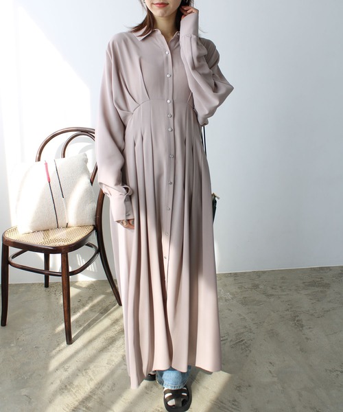 GeeRA(ジーラ)の「ウエストタックシャツワンピース(ワンピース・レディース・ベージュ/ピンク・SMALL/MEDIUM/LARGE)」の3枚目の写真