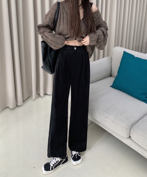 aimoha(アイモハ)の「コーディロイタックワイドパンツ(その他パンツ・レディース・ブラック/ホワイト/イエロー/チョコ・SMALL/MEDIUM/LARGE)」の11枚目の写真