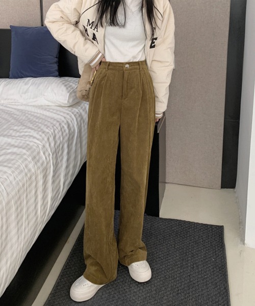 aimoha(アイモハ)の「コーディロイタックワイドパンツ(その他パンツ・レディース・ブラック/ホワイト/イエロー/チョコ・SMALL/MEDIUM/LARGE)」の13枚目の写真