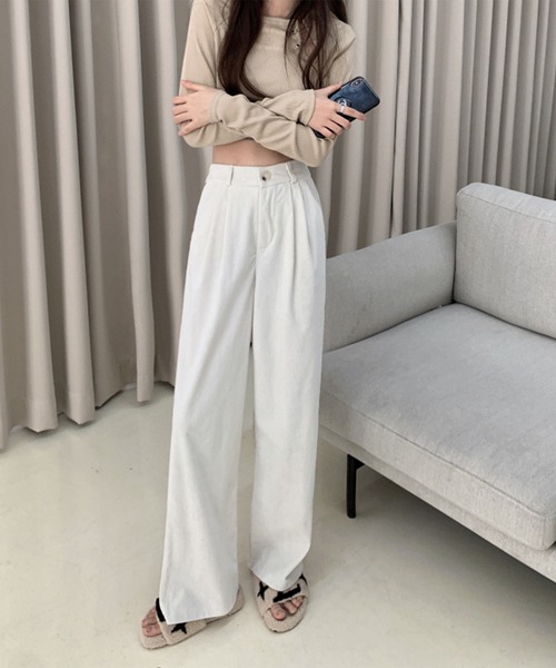 aimoha(アイモハ)の「コーディロイタックワイドパンツ(その他パンツ・レディース・ブラック/ホワイト/イエロー/チョコ・SMALL/MEDIUM/LARGE)」の21枚目の写真