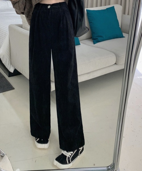 aimoha(アイモハ)の「コーディロイタックワイドパンツ(その他パンツ・レディース・ブラック/ホワイト/イエロー/チョコ・SMALL/MEDIUM/LARGE)」の22枚目の写真