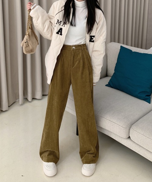 aimoha(アイモハ)の「コーディロイタックワイドパンツ(その他パンツ・レディース・ブラック/ホワイト/イエロー/チョコ・SMALL/MEDIUM/LARGE)」の14枚目の写真