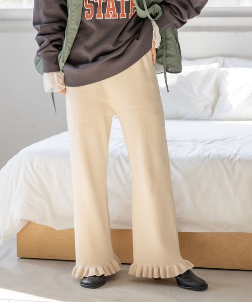 LOWRYS FARM(ローリーズファーム)の「スソフリルリブパンツ 189109(その他パンツ・レディース・イエロー/アイボリー/ブラック・FREE)」の6枚目の写真