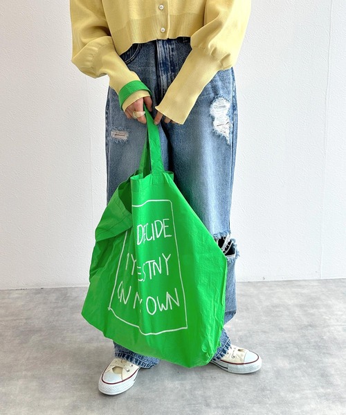 w closet（ダブルクローゼット）の「ナイロンプリントトートバッグ