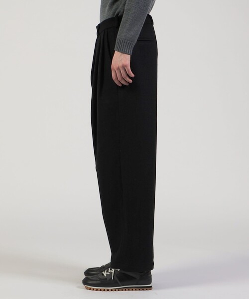 MONITALY(モニタリー)の「MONITALY Triple Tuck Wide Pants ウールナイロン タックパンツ(その他パンツ・メンズ・ブラック/ダークブラウン・32/34)」の7枚目の写真
