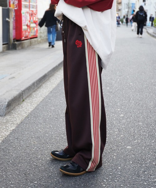 kutir（クティール）の「サイドラインワイドトラックパンツ（その他パンツ・メンズ・パープル/ブラウン/グリーン・SMALL/MEDIUM/LARGE）」の8枚目の写真