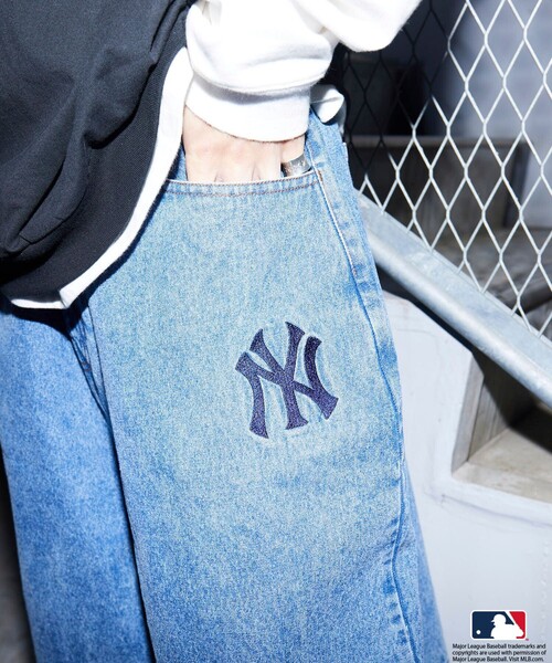 MLB（メジャーリーグベースボール）の「MLB/メジャーリーグベースボール/別注 バギーデニムショーツ/ハーフパンツ/デニムパンツ(限定展開)（デニムパンツ・メンズ・ブルー系その他/サックスブルー/ブラック/ブルー系その他2・LARGE/SMALL/MEDIUM）」の12枚目の写真