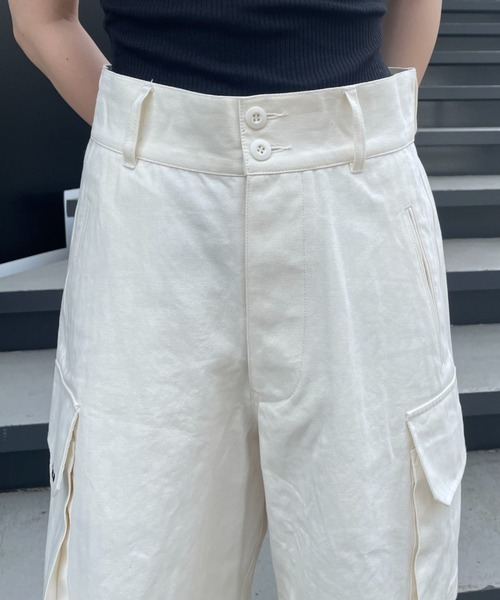 CIAOPANIC(チャオパニック)の「【BNCP】ヘリンボーンカーゴショートパンツ(カーゴパンツ・レディース・ホワイト/パープル/ブラック/カーキ・MEDIUM/LARGE)」の17枚目の写真