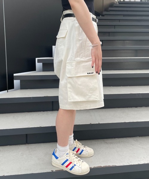 CIAOPANIC(チャオパニック)の「【BNCP】ヘリンボーンカーゴショートパンツ(カーゴパンツ・レディース・ホワイト/パープル/ブラック/カーキ・MEDIUM/LARGE)」の15枚目の写真
