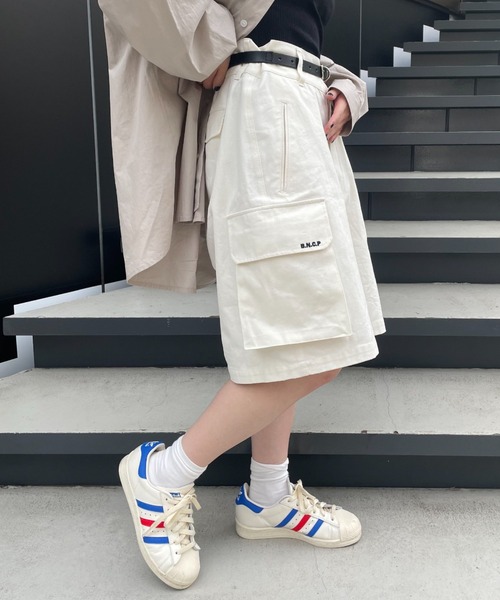 CIAOPANIC(チャオパニック)の「【BNCP】ヘリンボーンカーゴショートパンツ(カーゴパンツ・レディース・ホワイト/パープル/ブラック/カーキ・MEDIUM/LARGE)」の12枚目の写真