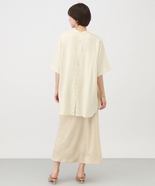 A part by（アパートバイ）の「サテンナロースカート（スカート・レディース・ベージュ/ブラック・MEDIUM/LARGE）」の4枚目の写真