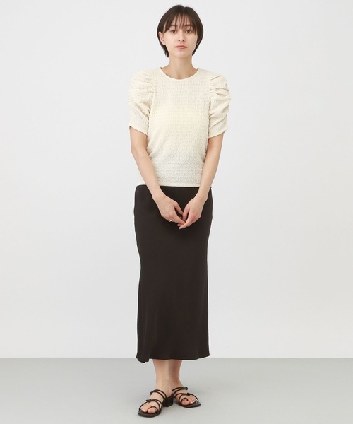 A part by（アパートバイ）の「サテンナロースカート（スカート・レディース・ベージュ/ブラック・MEDIUM/LARGE）」の6枚目の写真