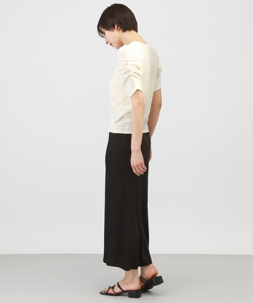 A part by（アパートバイ）の「サテンナロースカート（スカート・レディース・ベージュ/ブラック・MEDIUM/LARGE）」の7枚目の写真