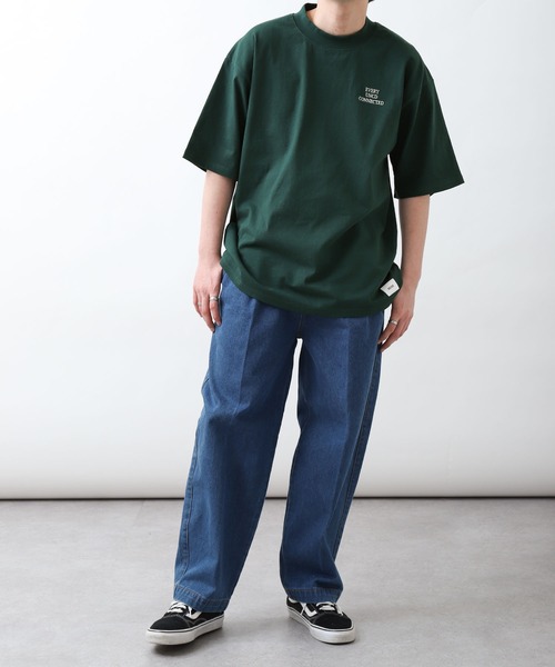 UNCORD（アンコード）の「【UNCORD】One point mock neck T-shirt/ ワンポイント胸刺繍モックネックビッグシルエット半袖Tシャツ（Tシャツ/カットソー・メンズ・杢グレー/グリーン/ホワイト/チャコール/ブラック・MEDIUM/X-LARGE/LARGE）」の13枚目の写真