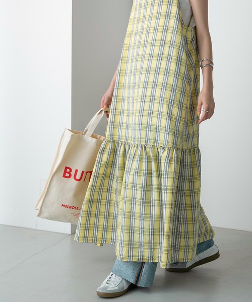 forksy.(フォルクシー)の「【forksy.】バックオープンチェックティアードキャミワンピース(ワンピース・レディース・ブラック/イエロー/ブルー・FREE)」の16枚目の写真