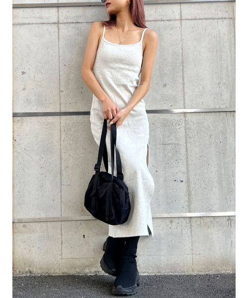 GYDA（ジェイダ）の「【WEB限定】【TINY低身長さん向け】DEEPスリットテレコロングワンピース（ワンピース・レディース・ライトグレー/ブラック/ブルー・FREE）」の6枚目の写真