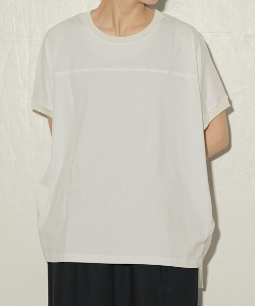 ottilie（オティーリエ）の「tricot tricot 異素材ドルマンプルオーバー ★（Tシャツ/カットソー・レディース・ベージュ/ブラック/グリーン/オフホワイト・FREE）」の2枚目の写真