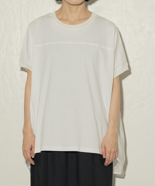 ottilie（オティーリエ）の「tricot tricot 異素材ドルマンプルオーバー ★（Tシャツ/カットソー・レディース・ベージュ/ブラック/グリーン/オフホワイト・FREE）」の16枚目の写真