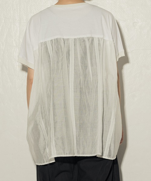 ottilie（オティーリエ）の「tricot tricot 異素材ドルマンプルオーバー ★（Tシャツ/カットソー・レディース・ベージュ/ブラック/グリーン/オフホワイト・FREE）」の14枚目の写真