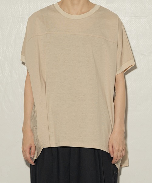 ottilie（オティーリエ）の「tricot tricot 異素材ドルマンプルオーバー ★（Tシャツ/カットソー・レディース・ベージュ/ブラック/グリーン/オフホワイト・FREE）」の10枚目の写真