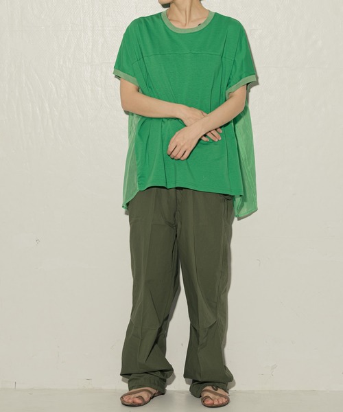 ottilie（オティーリエ）の「tricot tricot 異素材ドルマンプルオーバー ★（Tシャツ/カットソー・レディース・ベージュ/ブラック/グリーン/オフホワイト・FREE）」の20枚目の写真