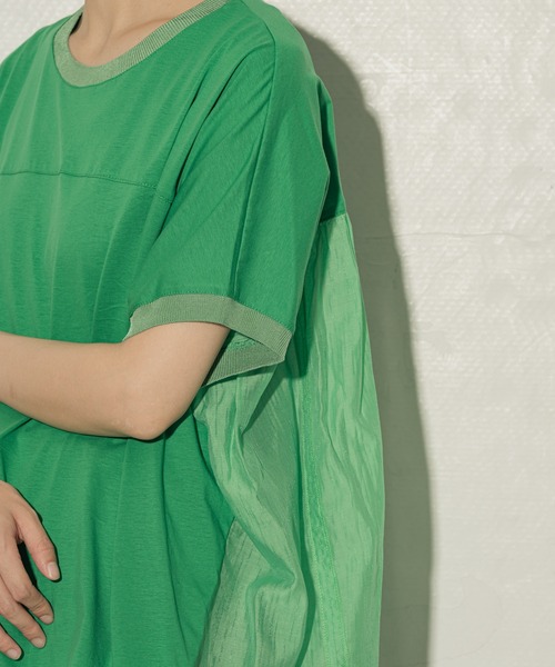ottilie（オティーリエ）の「tricot tricot 異素材ドルマンプルオーバー ★（Tシャツ/カットソー・レディース・ベージュ/ブラック/グリーン/オフホワイト・FREE）」の18枚目の写真