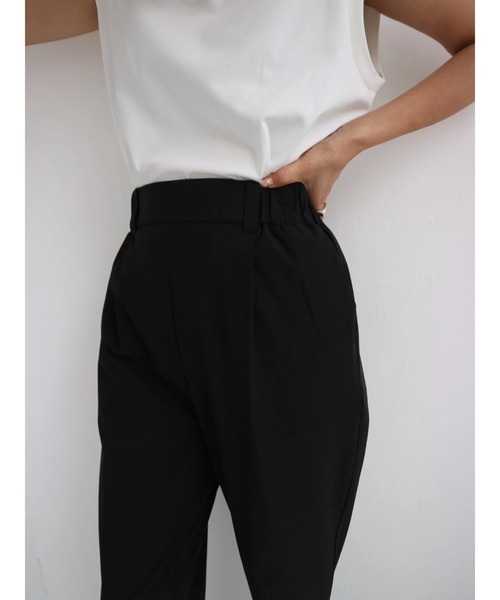 TRUNC(トランクエイティーエイト)の「Ice Touch Tapered Pants(その他パンツ・レディース・グレイッシュベージュ/ブラック・FREE)」の6枚目の写真
