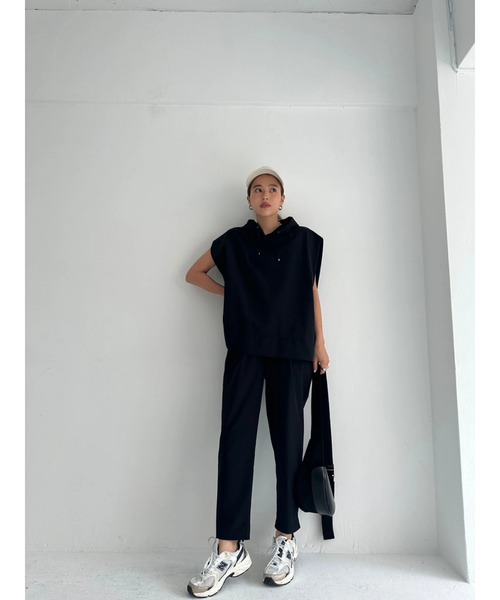 TRUNC(トランクエイティーエイト)の「Ice Touch Tapered Pants(その他パンツ・レディース・グレイッシュベージュ/ブラック・FREE)」の12枚目の写真