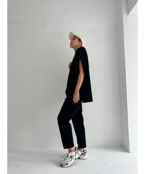 TRUNC(トランクエイティーエイト)の「Ice Touch Tapered Pants(その他パンツ・レディース・グレイッシュベージュ/ブラック・FREE)」の16枚目の写真