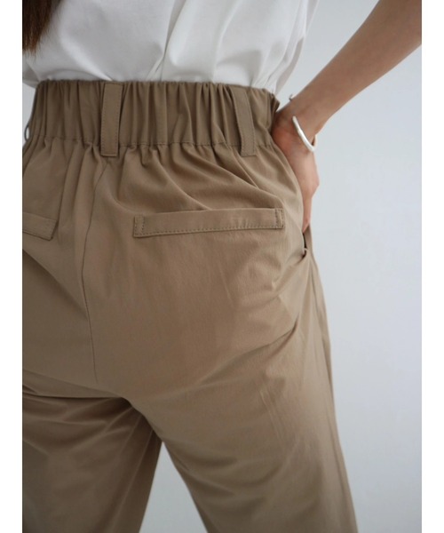 TRUNC(トランクエイティーエイト)の「Ice Touch Tapered Pants(その他パンツ・レディース・グレイッシュベージュ/ブラック・FREE)」の19枚目の写真
