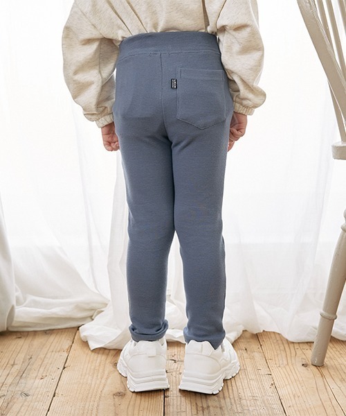 b・ROOM（ビールーム）の「【エニウェアシリーズ】ストレッチスリムパンツ（その他パンツ・キッズ・グレイッシュブルー/ブラック/ダークパープル/カーキ/グレイッシュベージュ・100cm/110cm/120cm/130cm/140cm）」の19枚目の写真