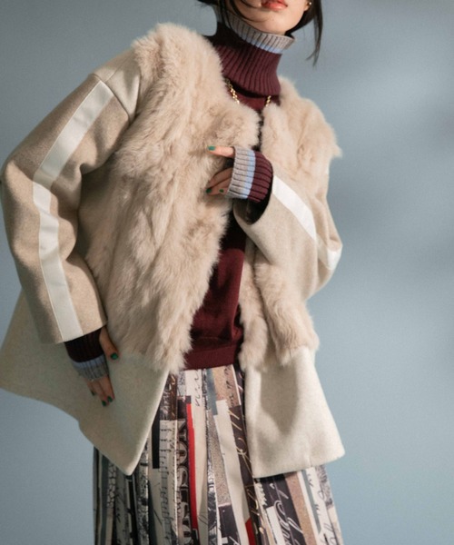 Eimee Law（エイミーロウ）の「ファー&メルトン ミドル丈コート（その他アウター・レディース・チャコールグレー/ライトベージュ/グレイッシュベージュ・38）」の6枚目の写真